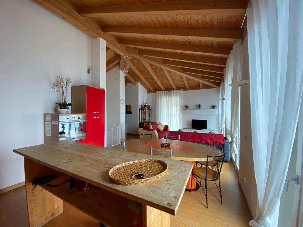 Luxury Attico With Big Terrace Διαμέρισμα Argegno Εξωτερικό φωτογραφία